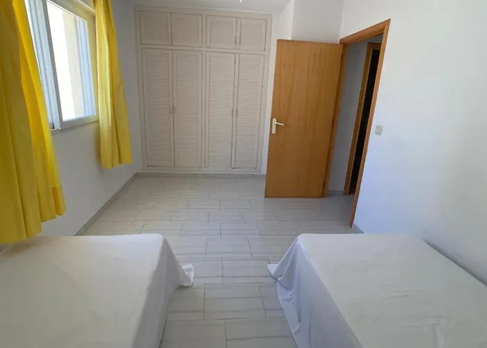 Spanish Connection - Morena 라망가델마르메노